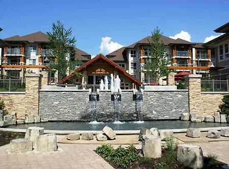 Waterscapes Resort By Dkra Kelowna Luaran gambar